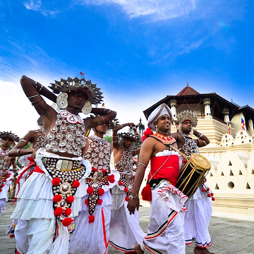 Sri Lankaanse klederdracht in Kandy 