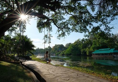 Royal River Kwai Resort & Spa, omgeving rivier