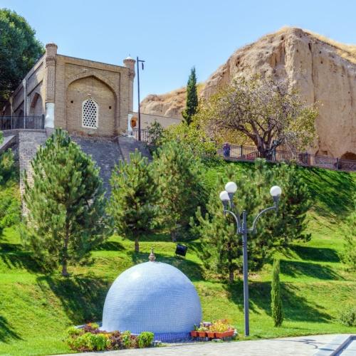 Khoja Daniyor Mausoleum