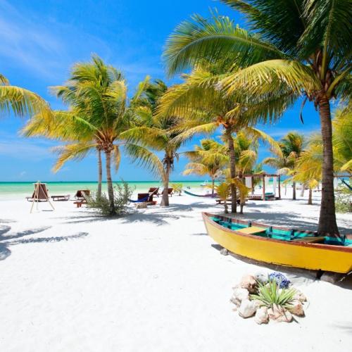 Tropische strand van Holbox