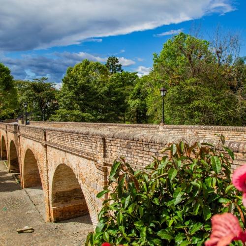 Popayán, Humilladero Bridge