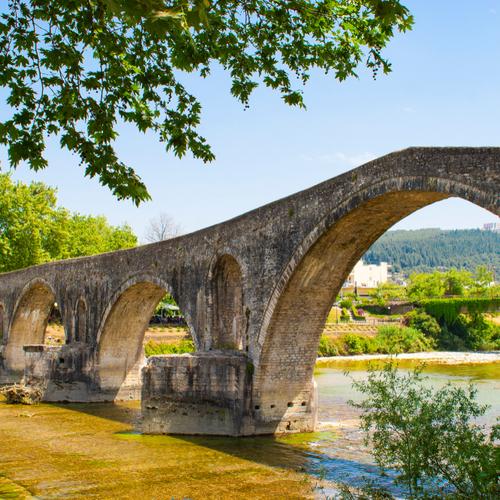 Boogbrug over de rivier Arachtos, Arta