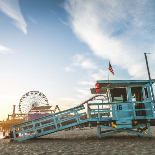 Strand en de pier van Santa Monica