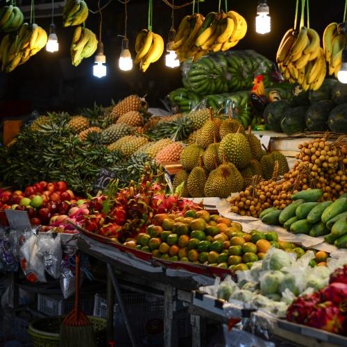 Groenten en fruit op de markt in Phuket