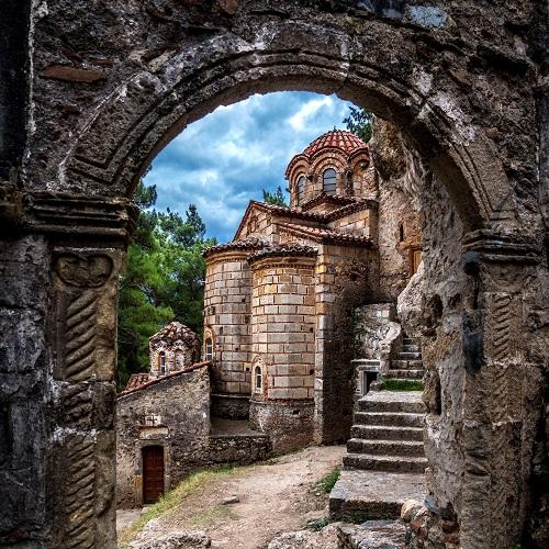 Griekse orthodoxe kerk in kasteel Mystras