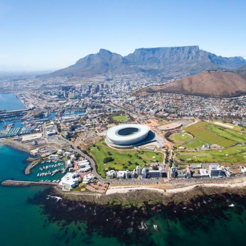 Uitzicht over Kaapstad en de Tafelberg