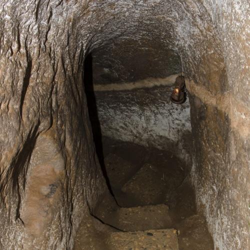 Vinh Moc tunnels