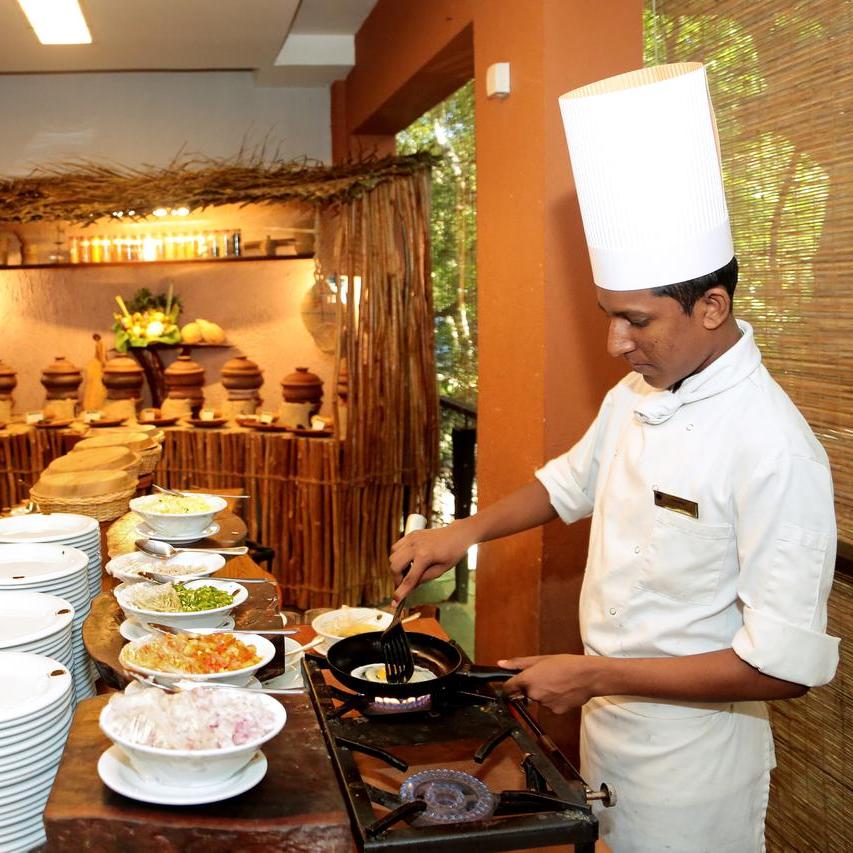 Grand Udawalawe, restaurant